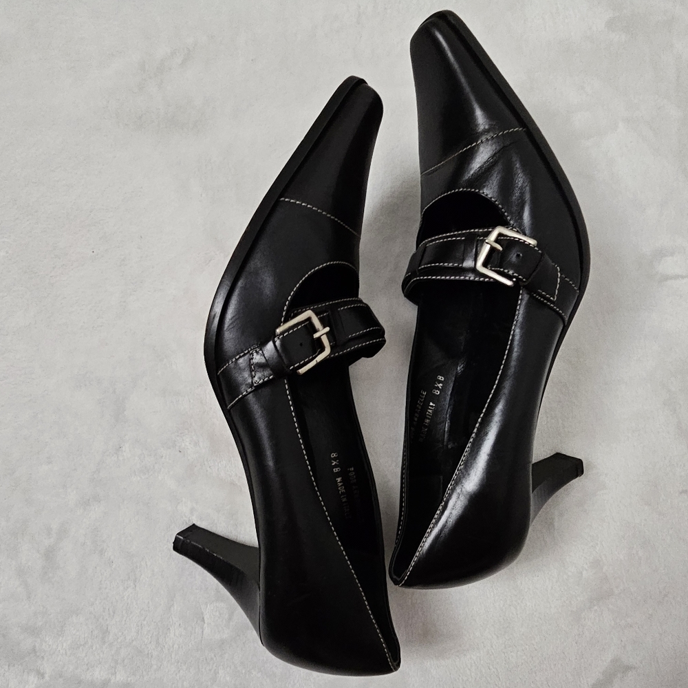 Coach Vintage Style Annabelle Black Leather Buckle Detail Classic Low Heel Pumps - Picture 8 of 15
